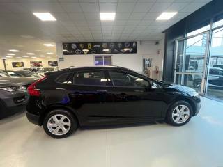 VOLVO V40 Cross Country usata, con Airbag Passeggero