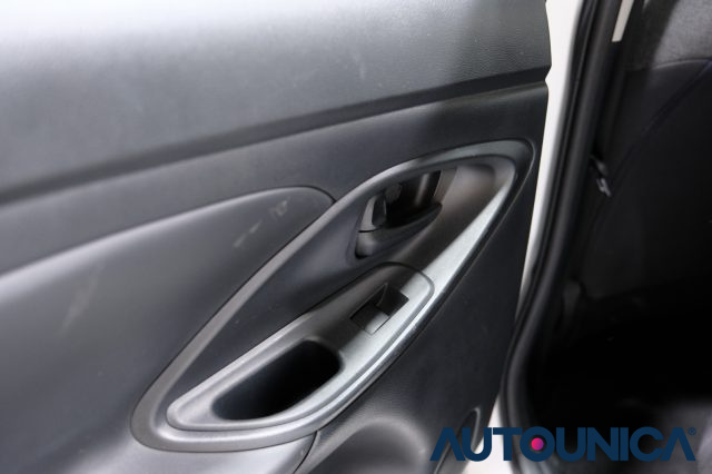 TOYOTA Yaris Cross usata, con Riconoscimento dei segnali stradali