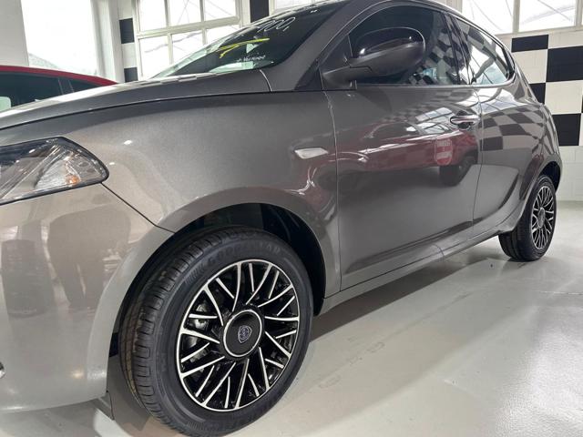 LANCIA Ypsilon usata 20