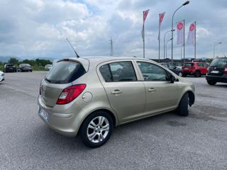 OPEL Corsa usata, con Airbag Passeggero
