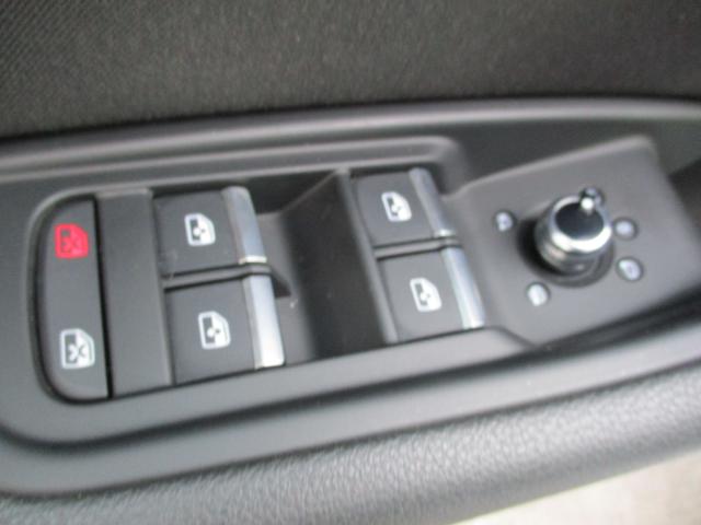 AUDI A4 usata, con Sistema di parcheggio automatico