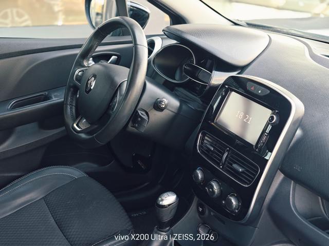 RENAULT Clio usata, con Volante in pelle
