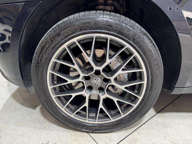 PORSCHE Macan usata, con Autoradio