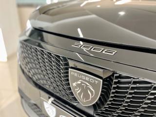 PEUGEOT 3008 usata, con Fari LED