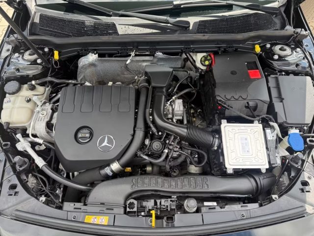 MERCEDES-BENZ A 180 usata, con Park Distance Control