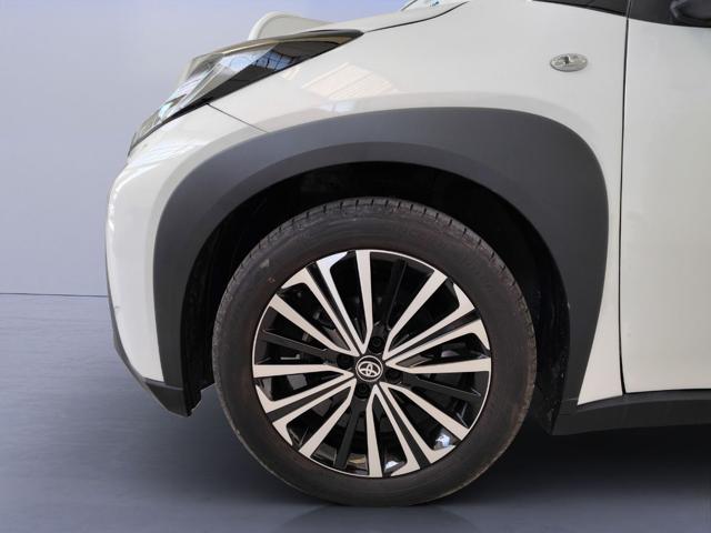 TOYOTA Aygo X usata, con USB
