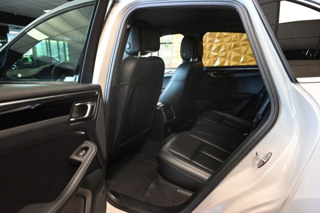 PORSCHE Macan usata 106