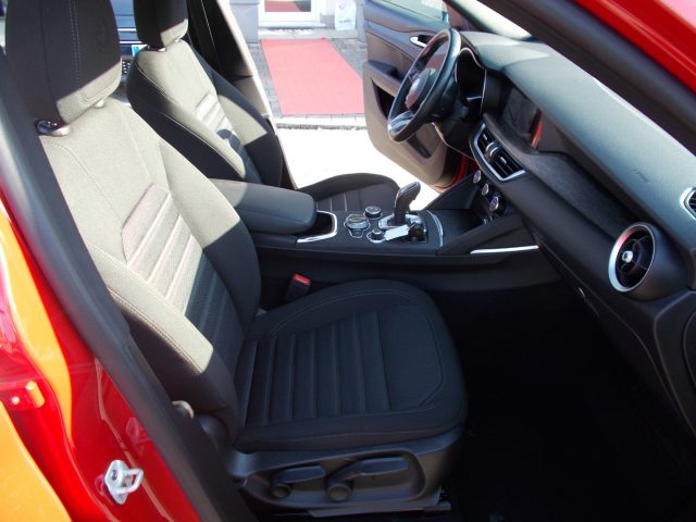 ALFA ROMEO Stelvio usata, con Controllo trazione