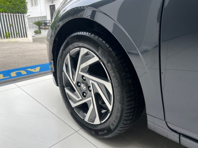 HYUNDAI i20 usata, con USB