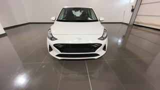 HYUNDAI i10 usata, con Airbag