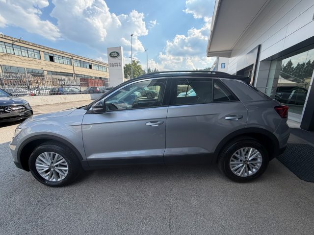 VOLKSWAGEN T-Roc usata, con Autoradio