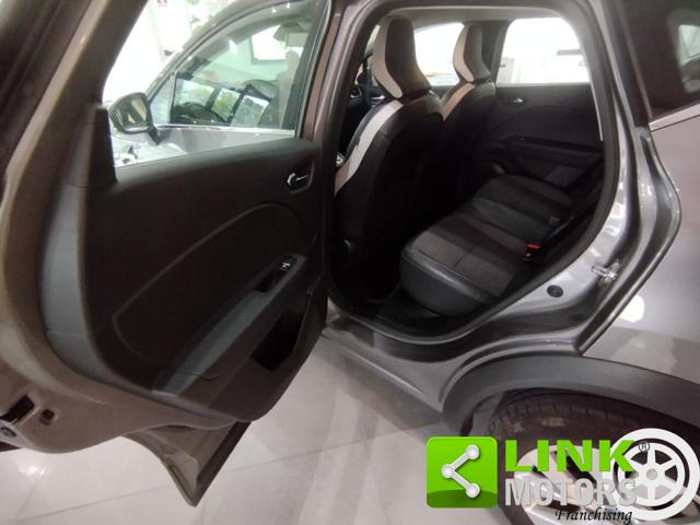 RENAULT Captur usata 10