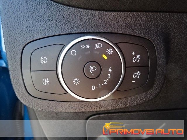 FORD Fiesta usata, con Autoradio