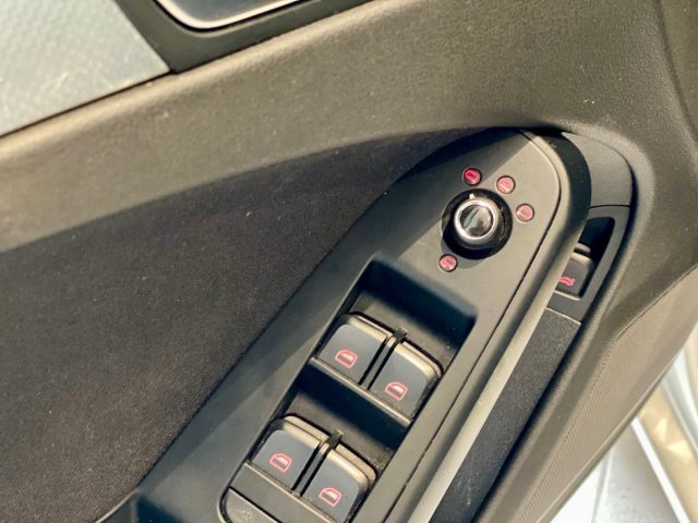 AUDI A4 usata, con Controllo automatico clima