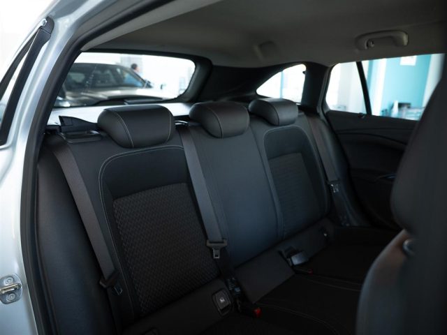 OPEL Astra usata, con Regolazione elettrica sedili