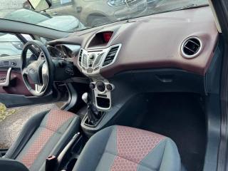 FORD Fiesta usata, con Specchietti laterali elettrici