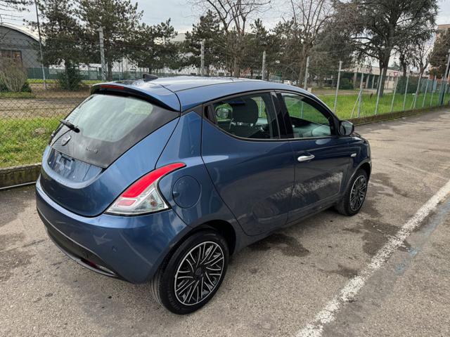 LANCIA Ypsilon usata, con Airbag