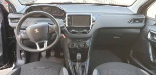 PEUGEOT 208 usata, con Autoradio