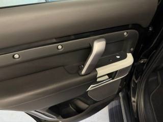 LAND ROVER Defender usata, con Regolazione elettrica sedili