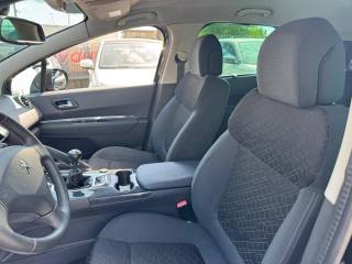 PEUGEOT 3008 usata, con Climatizzatore
