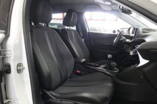 PEUGEOT 2008 usata, con Volante in pelle