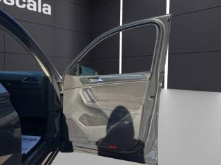 VOLKSWAGEN Tiguan usata, con USB