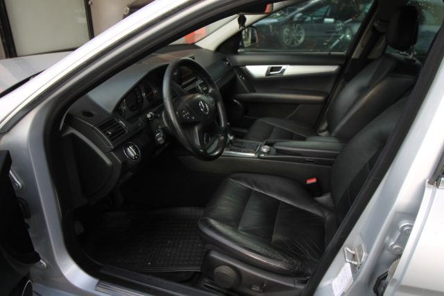 MERCEDES-BENZ C 220 usata, con Boardcomputer
