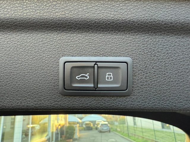 AUDI Q3 usata, con USB