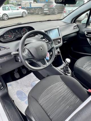 PEUGEOT 208 usata, con Specchietti laterali elettrici