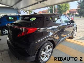 TOYOTA C-HR usata, con Luci diurne
