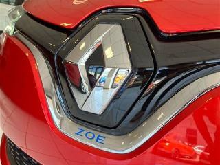 RENAULT ZOE usata, con Hill holder