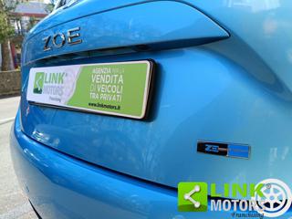 RENAULT ZOE usata, con Carica per smartphone a induzione