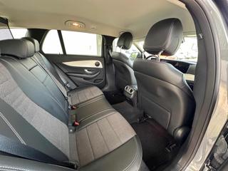 MERCEDES-BENZ E 200 usata, con Chiusura centralizzata