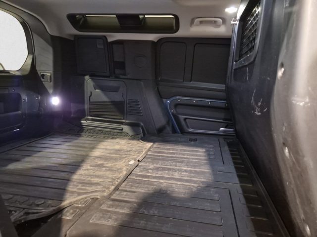 LAND ROVER Defender usata, con Servosterzo