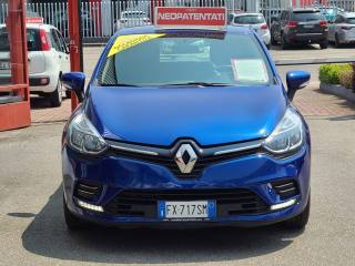 RENAULT Clio usata, con Airbag