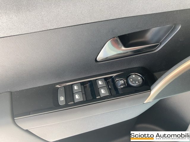 LANCIA Ypsilon usata, con Servosterzo