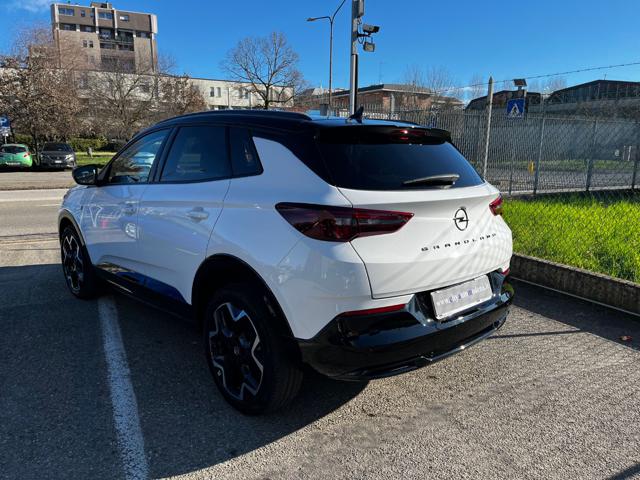 OPEL Grandland usata, con Airbag laterali