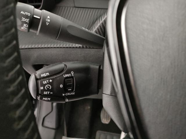PEUGEOT 208 usata, con Controllo automatico clima