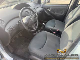 TOYOTA Yaris usata, con Controllo automatico clima