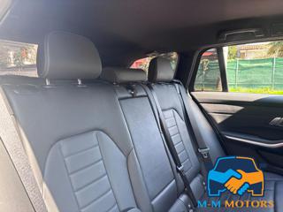 BMW 330 usata, con Fendinebbia