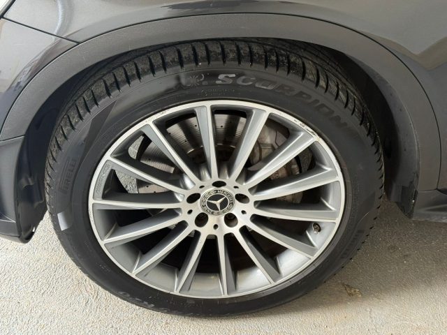 MERCEDES-BENZ GLC 300 usata, con Climatizzatore