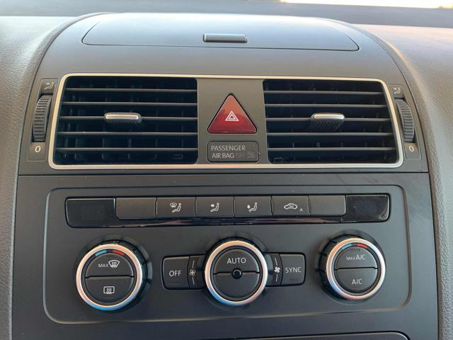 VOLKSWAGEN Touran usata, con Specchietti laterali elettrici