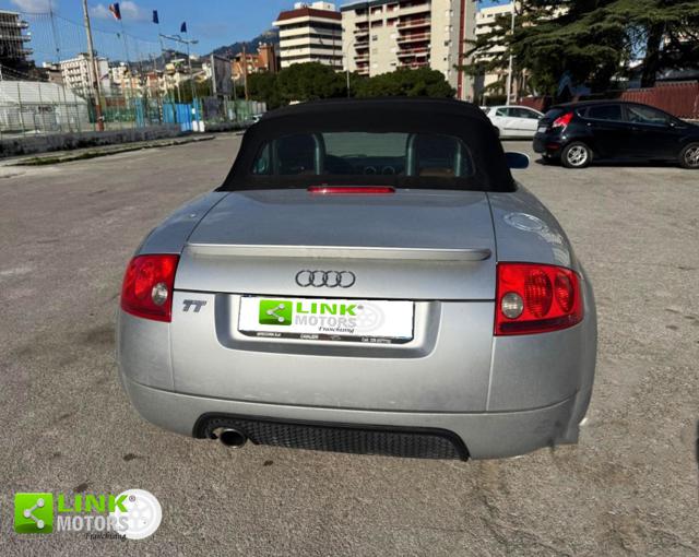 AUDI TT usata, con Autoradio