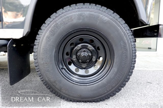 LAND ROVER Defender usata 14