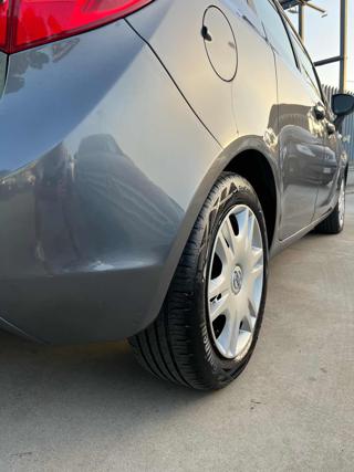 OPEL Meriva usata, con Autoradio