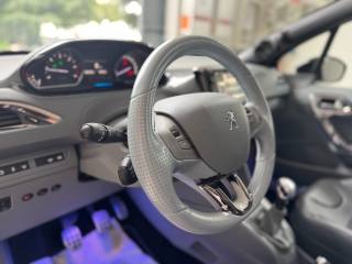 PEUGEOT 208 usata, con Servosterzo