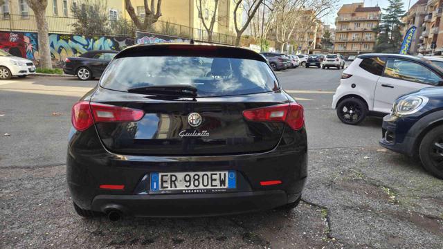 ALFA ROMEO Giulietta usata, con Autoradio