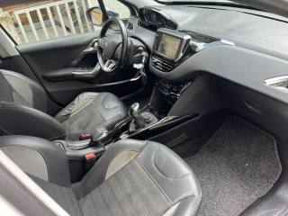 PEUGEOT 2008 usata, con Airbag Passeggero