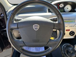 LANCIA Ypsilon usata, con Chiusura centralizzata