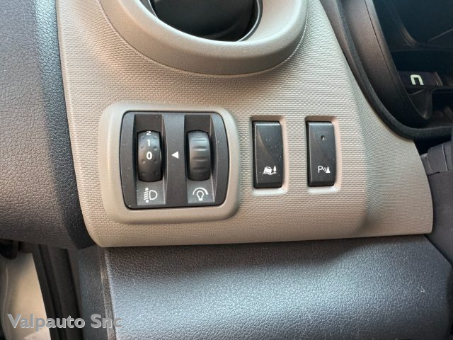 RENAULT Trafic usata, con Volante multifunzione